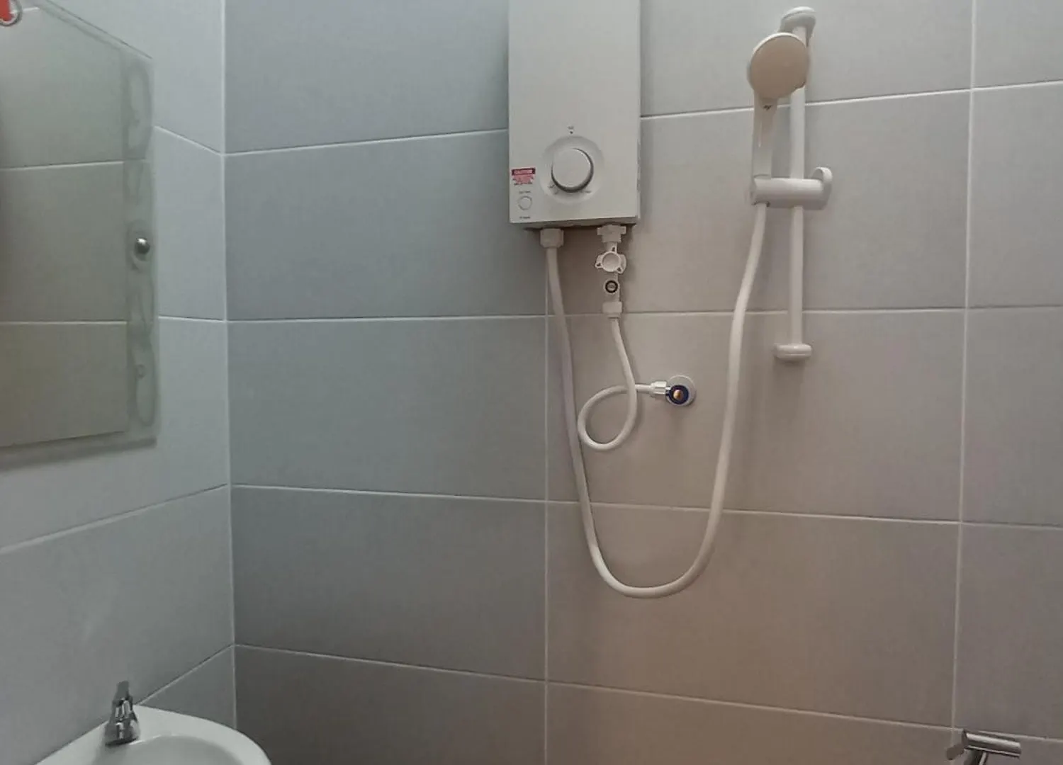 9Pax -Taman Bagan Butterworth -Budget Homestay 0*,  Малайзия